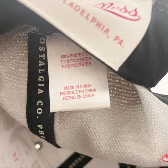 NWT TORONTO RAPTORS NBA COOL GREY SNAPBACK - Picture 8 of 10